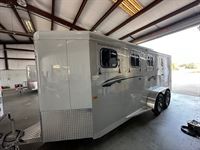 2026 4 horse Trails West 4 Horse Bumper Pull Trailer