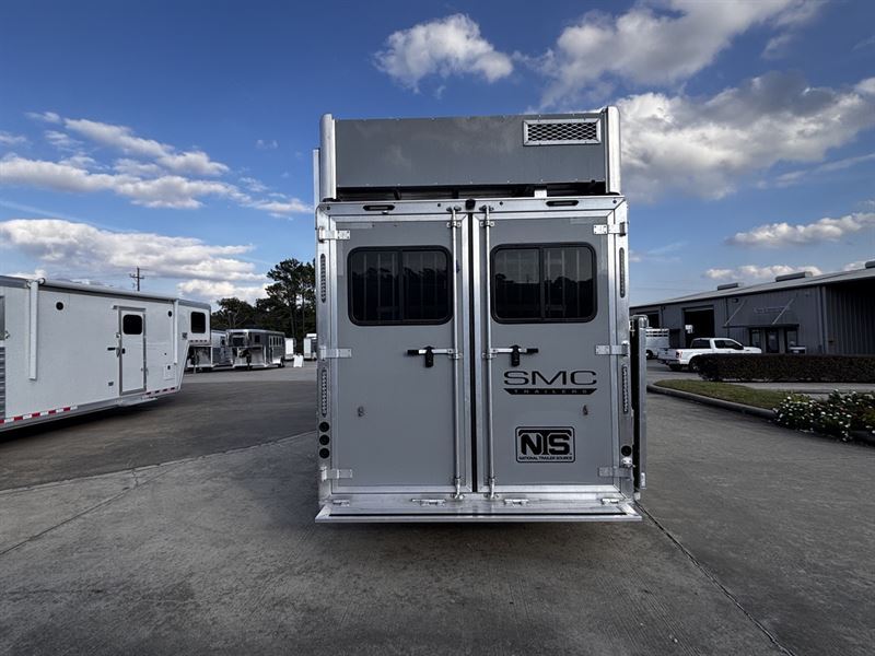 2026 smc laramie 4 horse side load 17'' living quarters