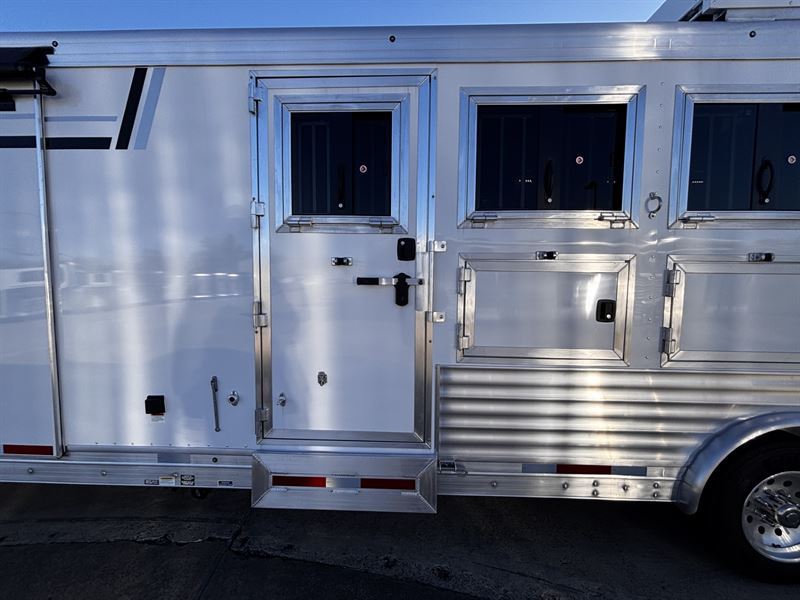 Trailer Image