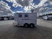 2026 2 horse Trails West 2 Horse Bumper Pull Trailer