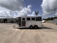 2026 3 horse Cimarron 3 Horse Bumper Pull Trailer