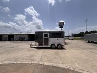 2026 2 horse Cimarron 2 Horse Straight Load Bumper Pull Trailer