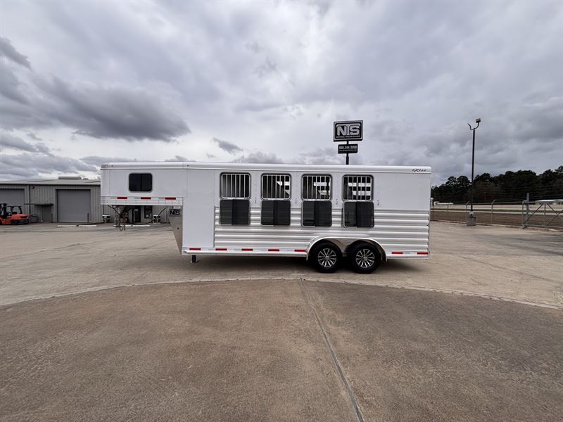 2026 Exiss 4 horse gooseneck trailer