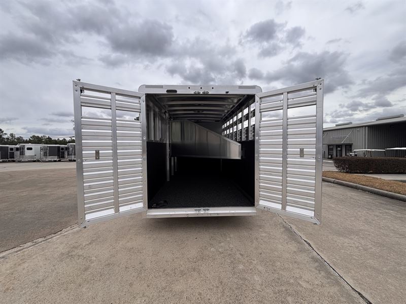 2026 Exiss 4 horse gooseneck trailer