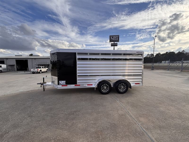 2026 Exiss 6 pen livestock bumper pull trailer