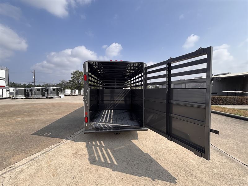2026 Delta 24' livestock gooseneck trailer