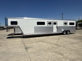 2027 4 horse Cimarron 4 Horse Head-to-Head Gooseneck Trailer