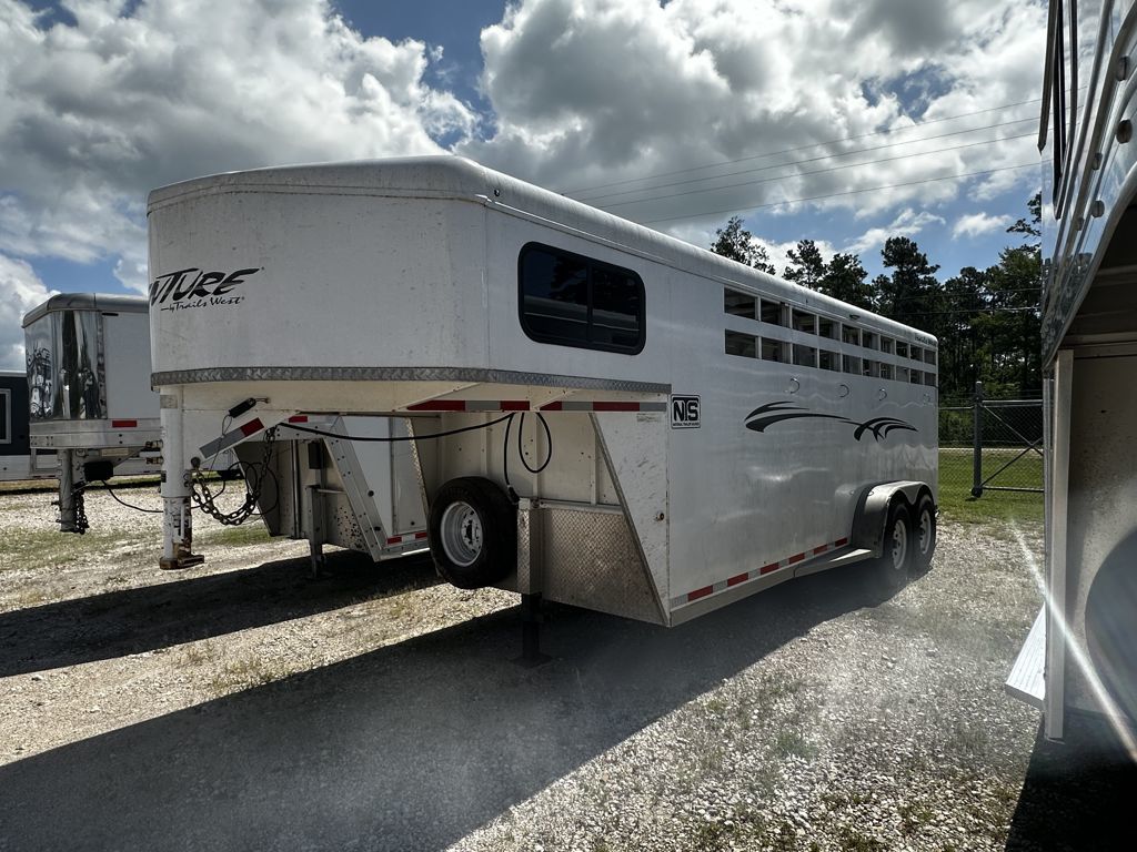 2023 Trails West 4 horse slant load gooseneck trailer