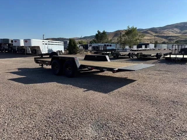 Trailer Photo 3