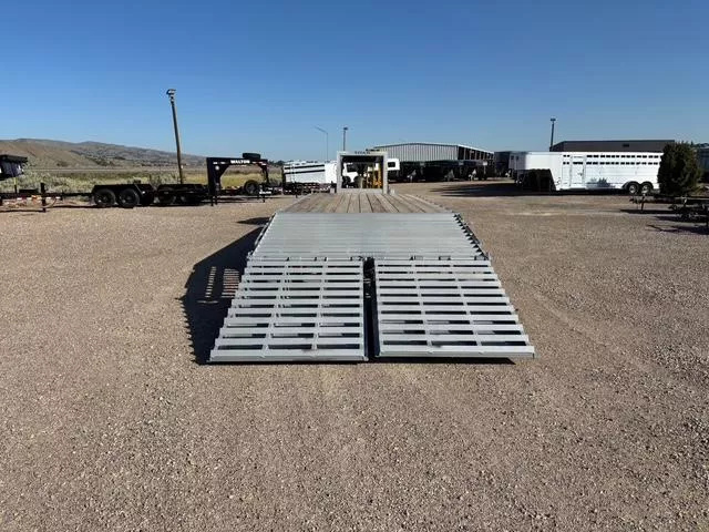 Trailer Photo 10