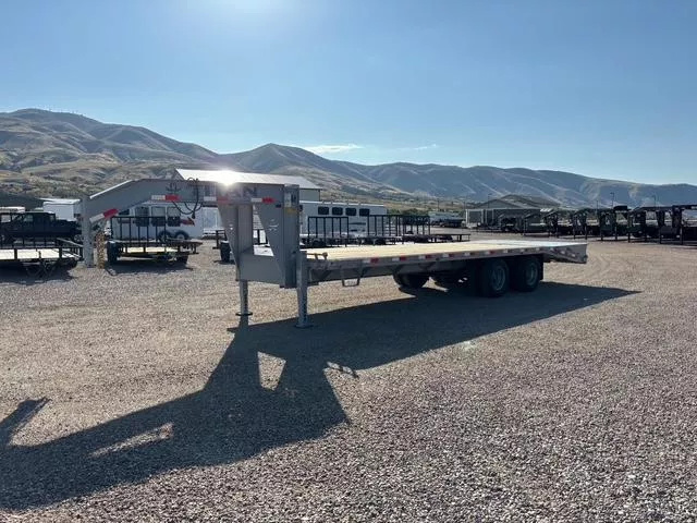 2025 Titan ruff neck 20' + 6'