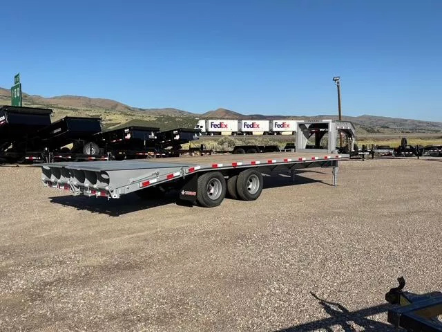 2025 Titan ruff neck 20' + 6'