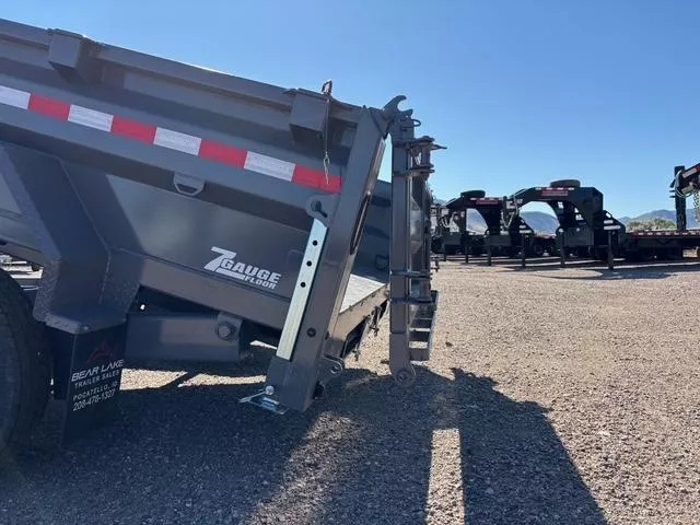 Trailer Photo 11
