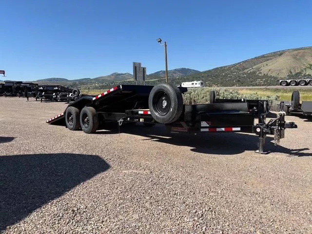 Trailer Photo 10