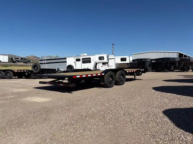 Trailer Photo 3