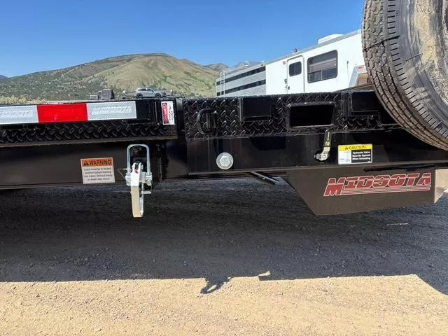 Trailer Photo 8
