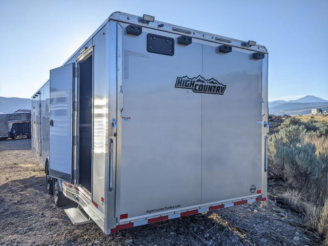 Trailer Photo 8
