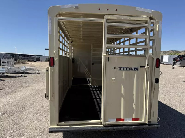 2025 Titan titan rancher 24'