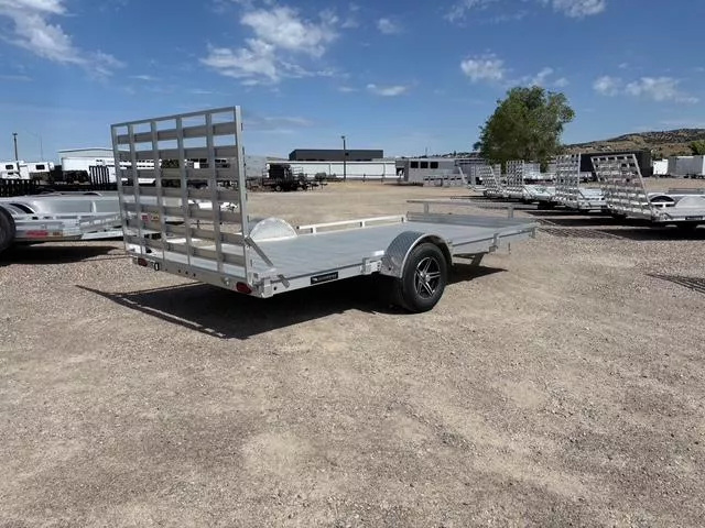 Trailer Photo 4
