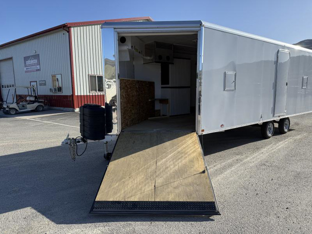 2023 Triton 8.5x28' deckover