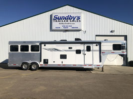 2022  horse SMC Laramie