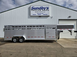 2026 Stock horse Featherlite Trailers 8127 24ft Stock