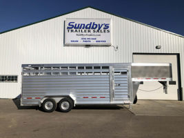 2026 Stock horse Featherlite Trailers 8127