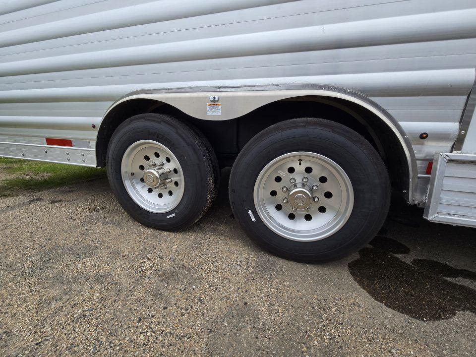 Trailer Photo 18