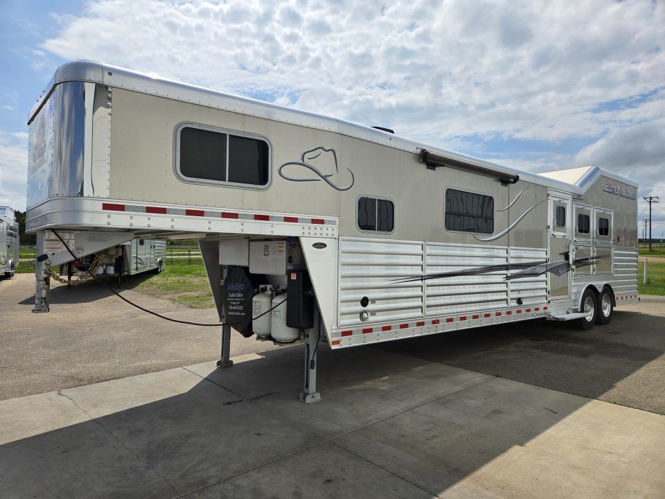Trailer Photo 2