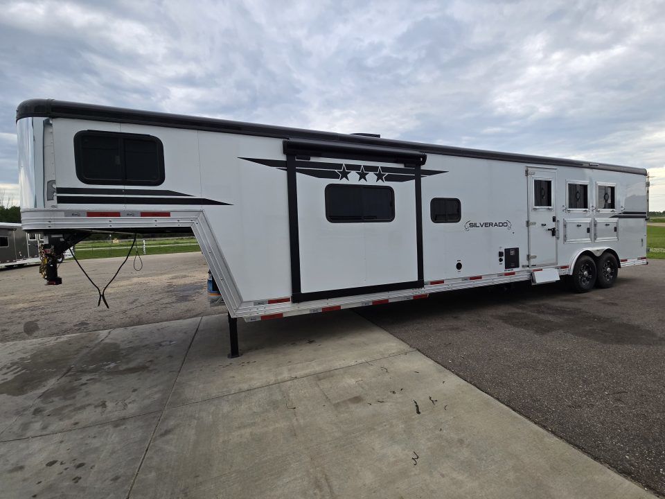 Trailer Photo 2