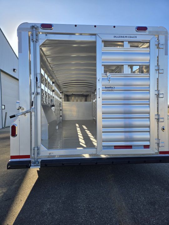 Trailer Photo 6