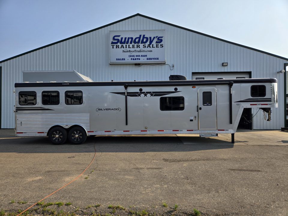 2027 Bison Trailers Silverado