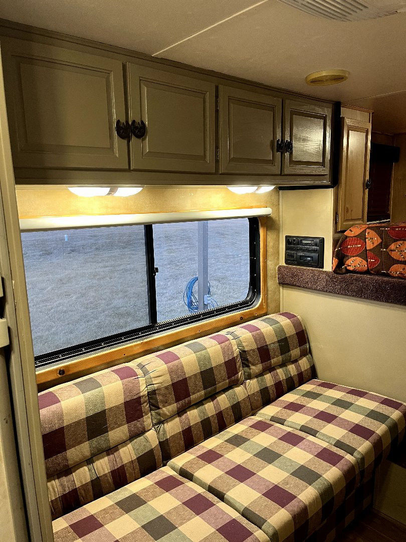 Trailer Photo 19