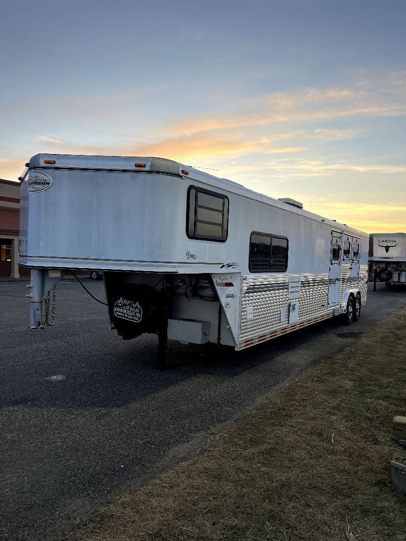 Trailer Photo 2