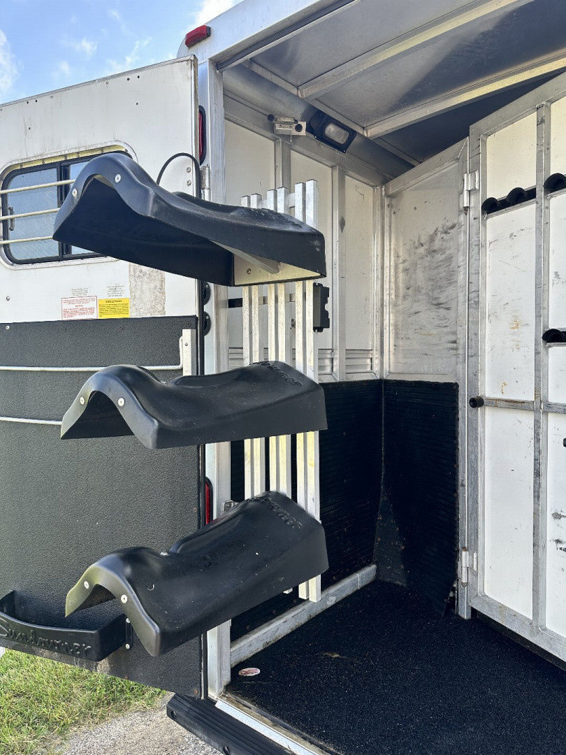 Trailer Photo 7
