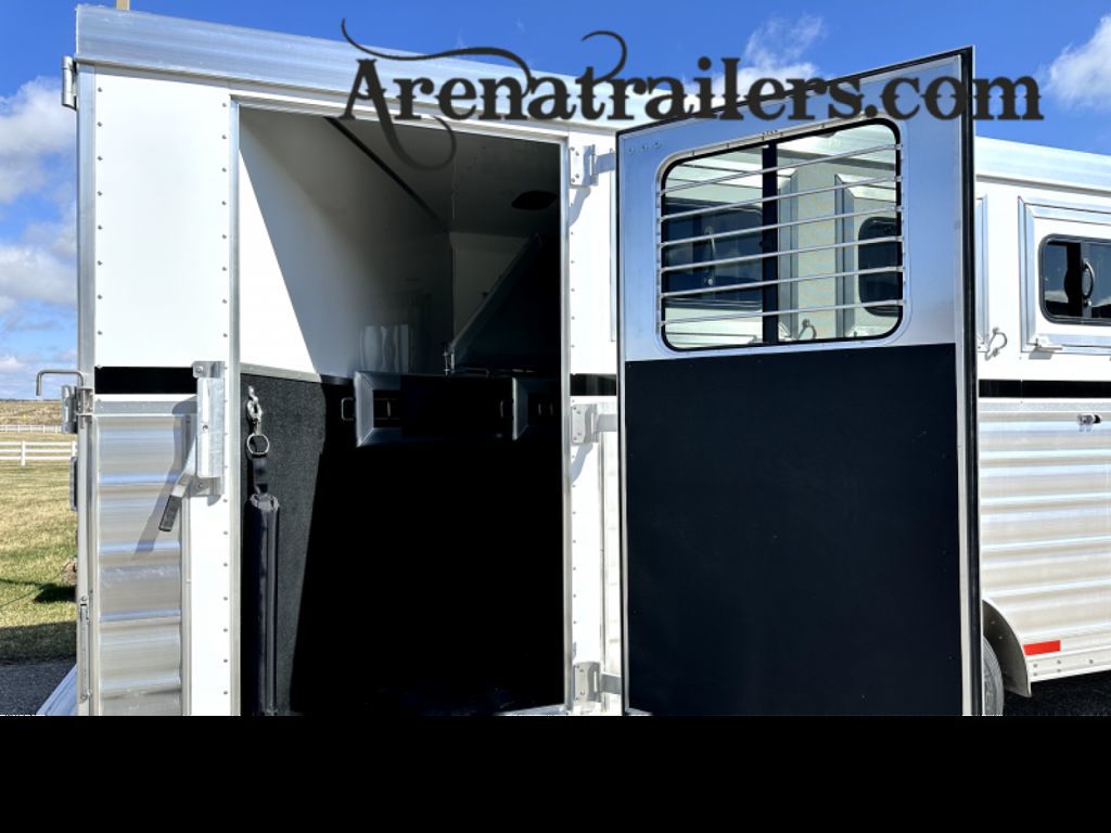 Trailer Photo 13
