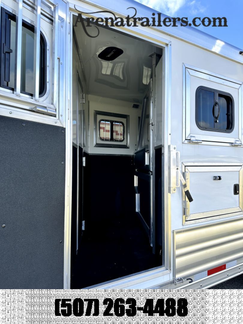 Trailer Photo 4