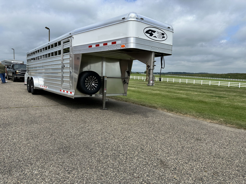 2026 4-star 24' deluxe gn