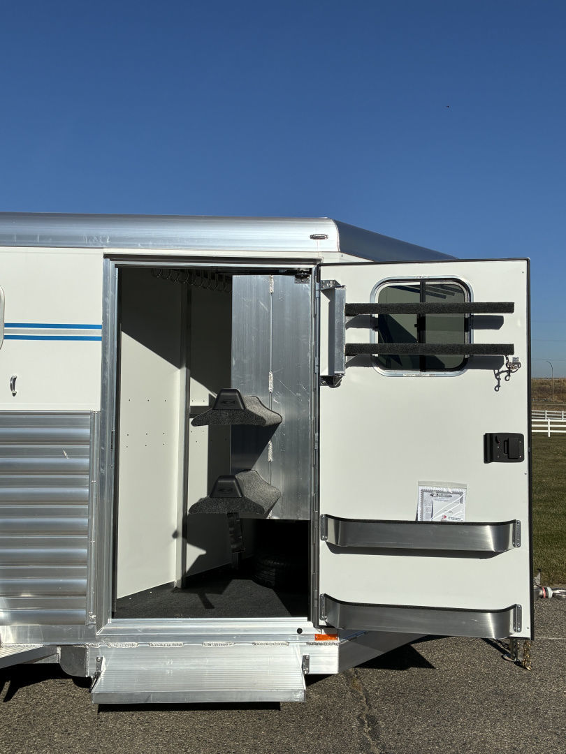 Trailer Photo 14