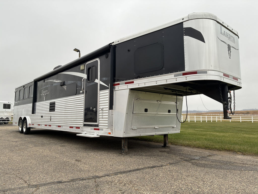 2014 Lakota 4h 16lq