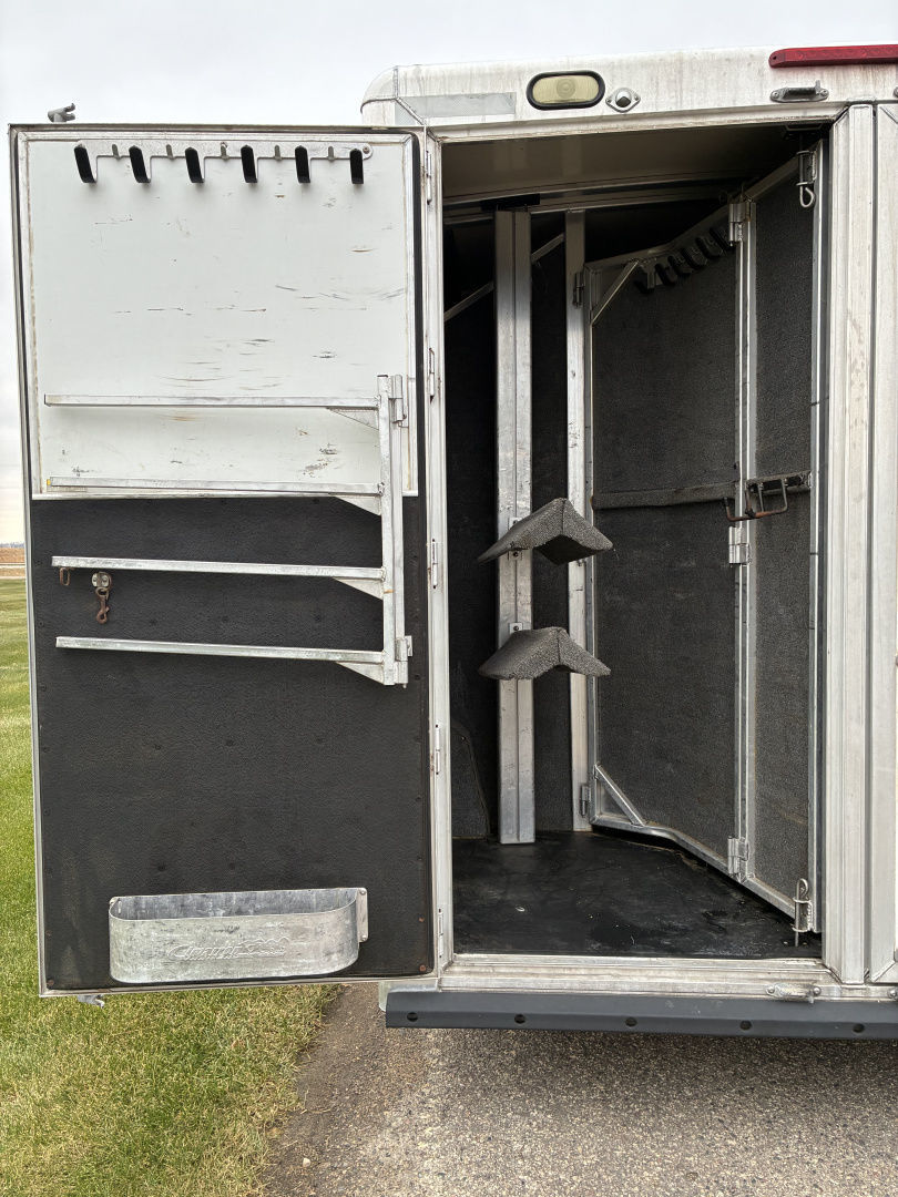 Trailer Photo 8