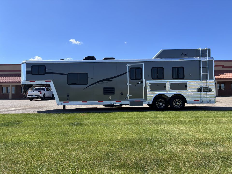 2015 Bison 3h 10'lq