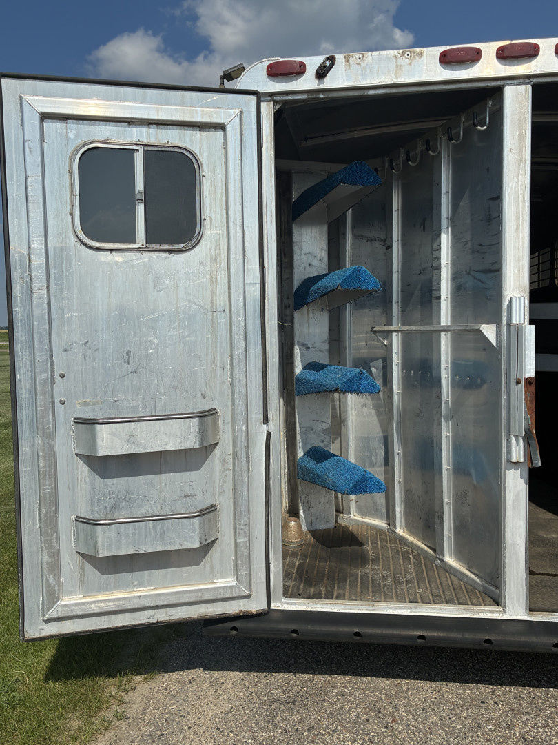 Trailer Photo 7