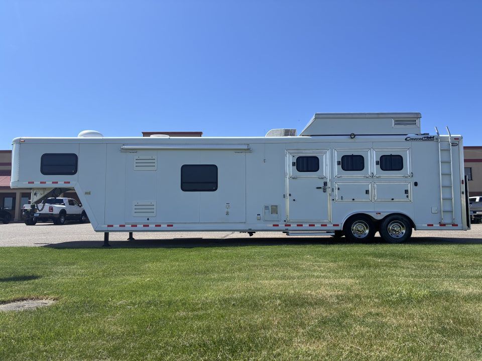 Trailer Photo 4