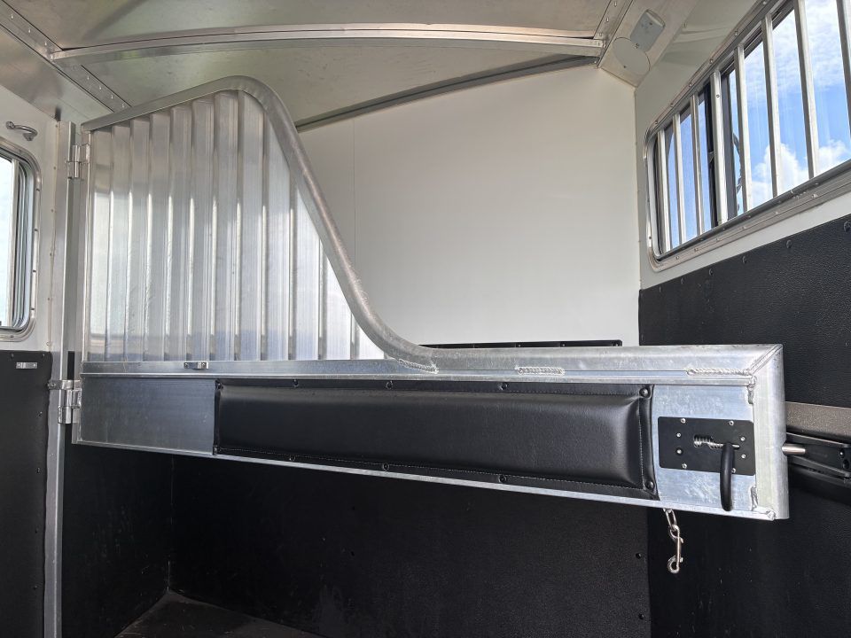 Trailer Photo 11