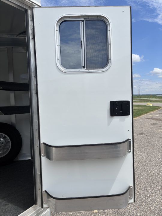 Trailer Photo 15