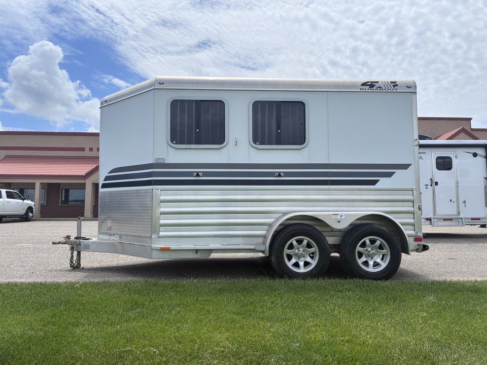 2018 4-star 2 horse slant load bumper pull