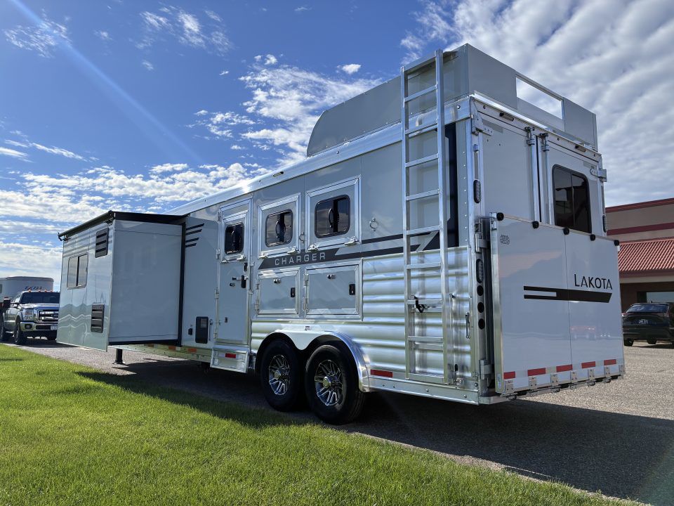 Trailer Photo 7