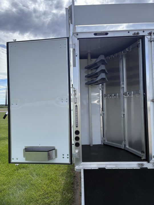 Trailer Photo 12