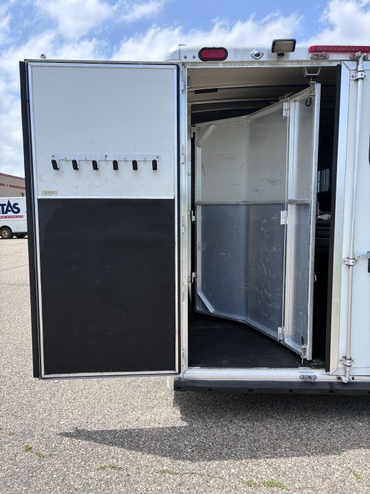 Trailer Photo 12